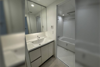 【洗面所】 | コンフォリア・リヴ南森町Q