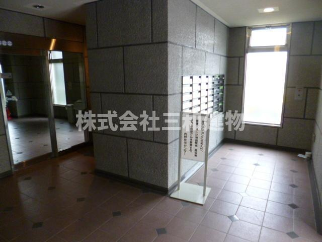 メルベーユ丸山台のエントランス