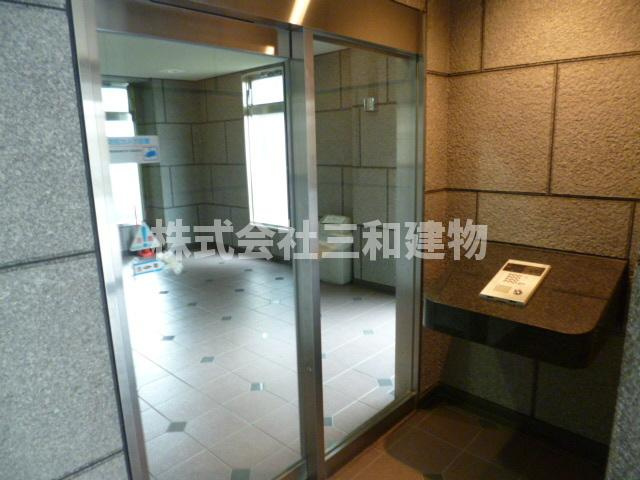 メルベーユ丸山台のエントランス
