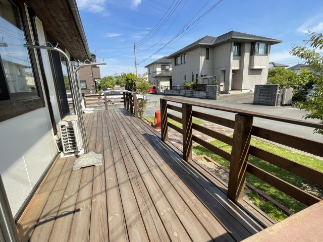 藤岡市岡之郷　中古の外観|ウッドデッキ