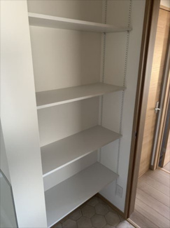 【収納】 | エスティーマンション | 洗面所内収納