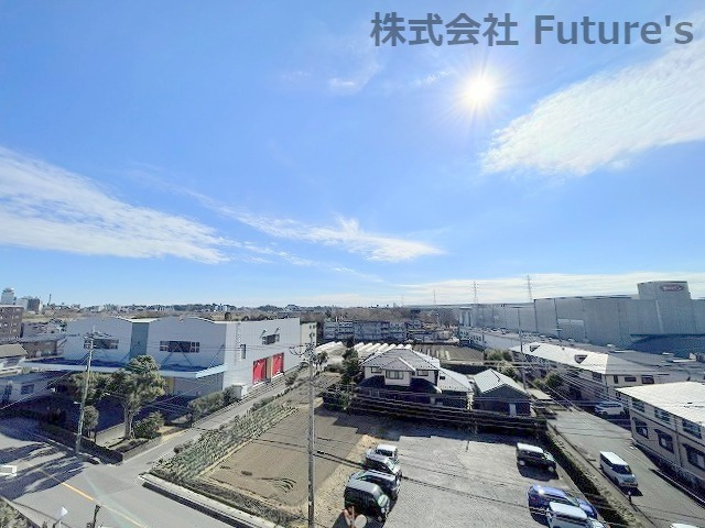 日商岩井三郷マンション　中古マンションの展望|バルコニーからの眺めは良好です。