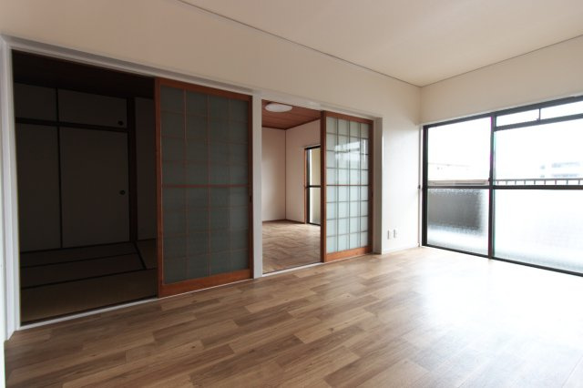 住吉マンションの居間・リビング