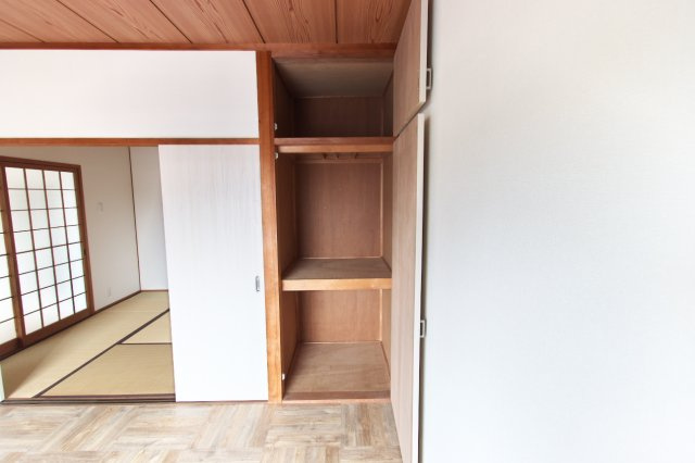 住吉マンションの収納