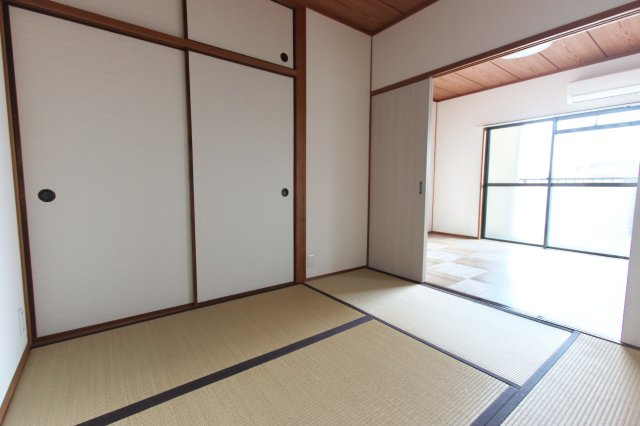 住吉マンションの収納