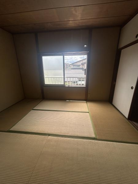 末崎アパート（1Fテナント・2F住居）の和室