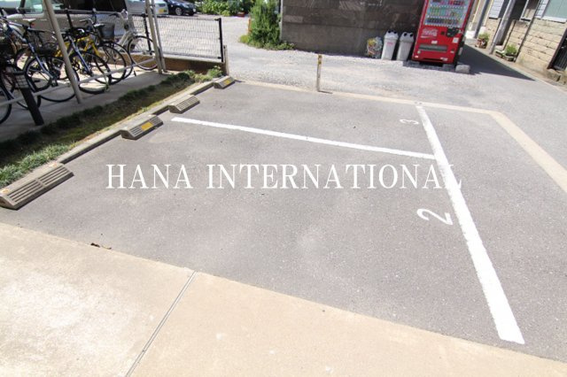 本行徳の駐車場