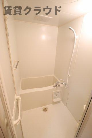 モナリエ港の浴室|きれいなお風呂です