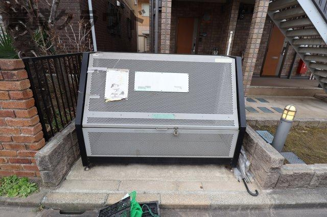 モナリエ港のその他共用部分|ゴミ捨て場