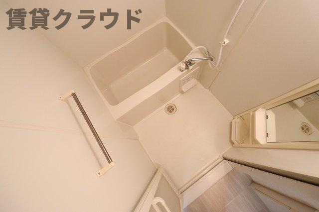 モナリエ港の浴室|きれいなお風呂です