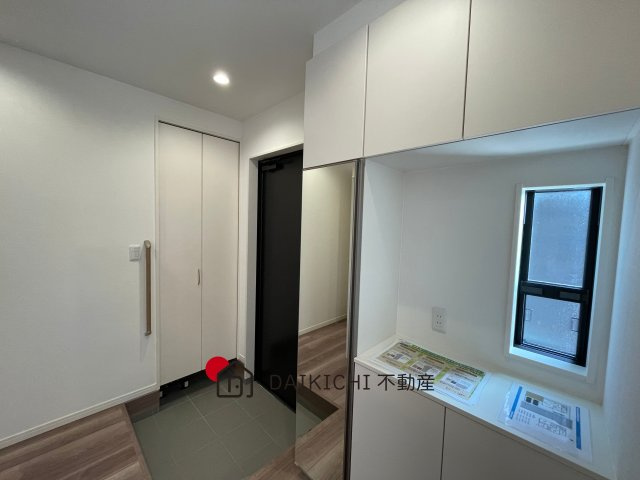 【玄関】 | 熊谷市末広　新築戸建　フェリディアガーデン　4号棟