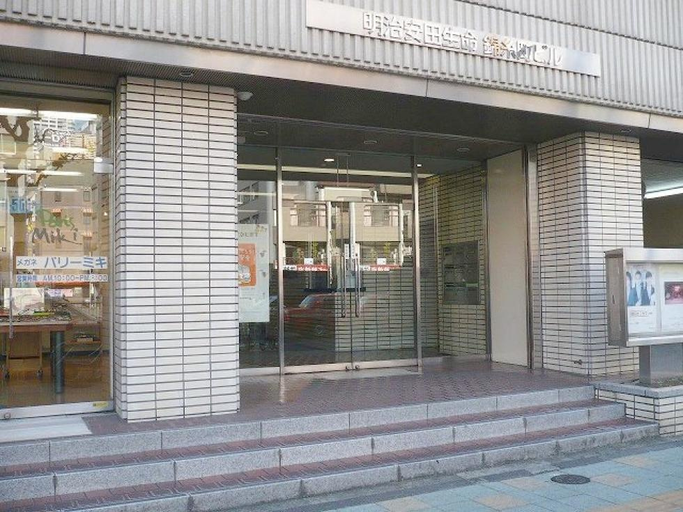 オカバ錦糸町ビルのエントランス