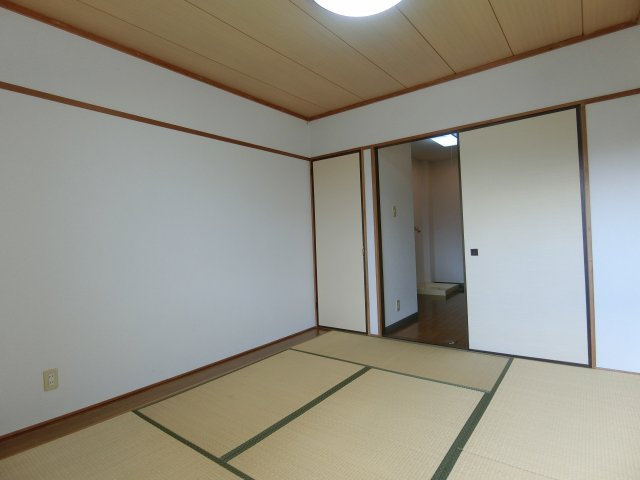 ビエラコート米子の和室