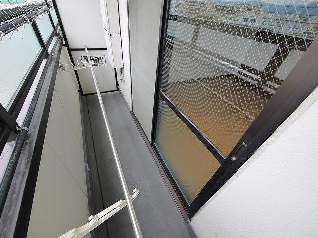 杉ヶ町北ビルのバルコニー|外からの目が気にならないバルコニーで洗濯物が干せます