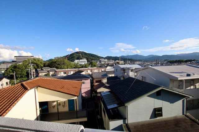 グリーンマンション七隈の展望|油山や福岡大学を眺めることができます。