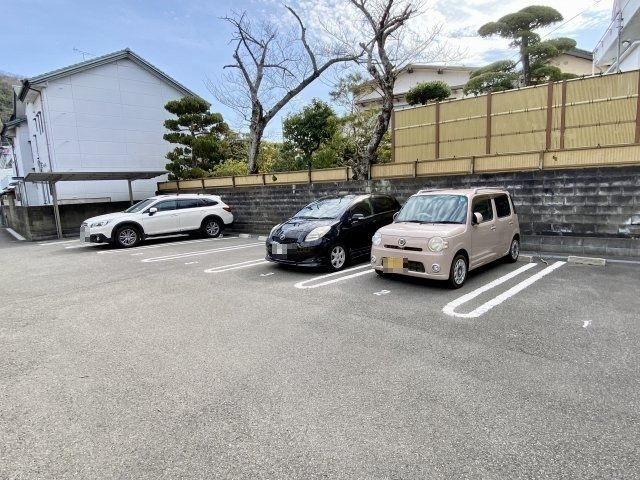 セジュール南方の駐車場
