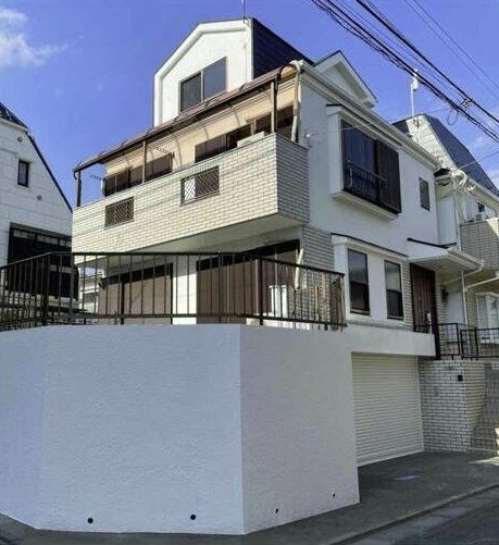 北沢５丁目戸建の外観
