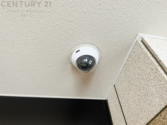 自転車利用で武庫之荘方面も塚口方面も10分以内ですし。このあたりは自転車使う人も多い環境です。