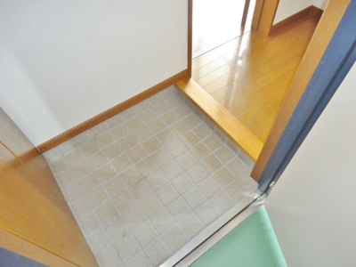 【エントランス】 | サン・オーレせんだ | (写真は反転イメージです)