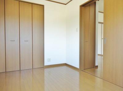 【寝室】 | サン・オーレせんだ | 洋室6帖　(写真は反転イメージです)