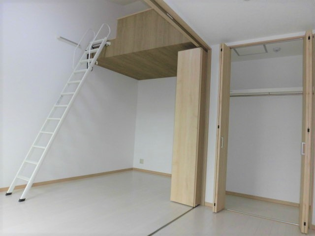 【居間・リビング】 | グランパシフィック小路