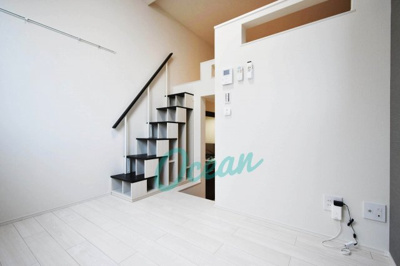 【居間・リビング】 | ROYALCORE五反野 | ※同一仕様写真