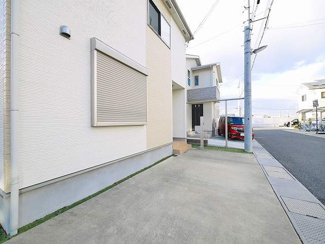 大安寺３丁目一戸建ての駐車場|駐車場があります