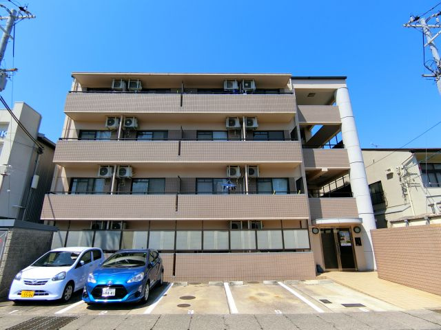 メゾン楠の外観