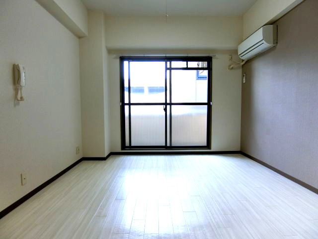 メゾン楠の寝室