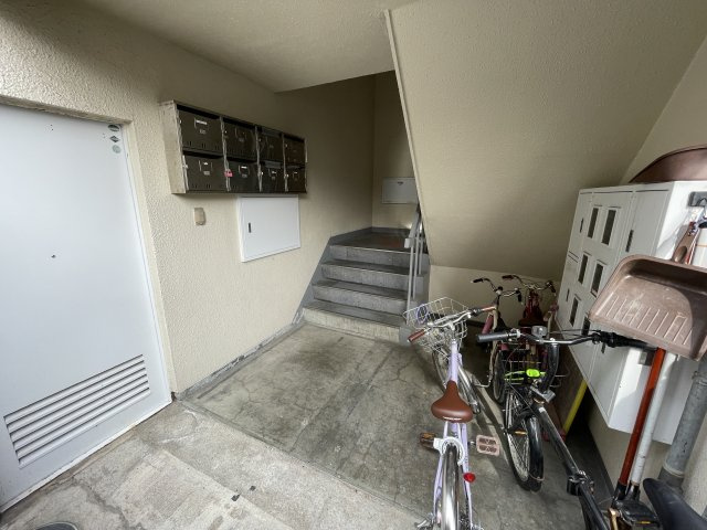 上甲子園ハイツのロビー