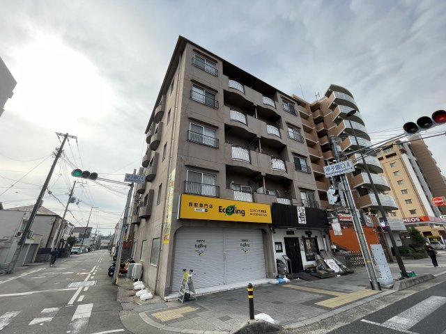 上甲子園ハイツの外観