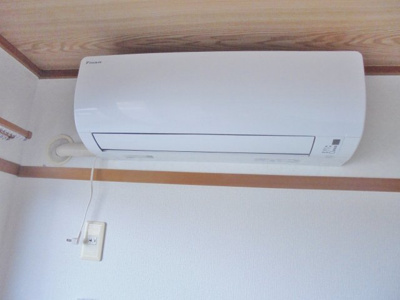 【設備】 | サン・オーレ新涯 | エアコン　※左右反転・イメージ