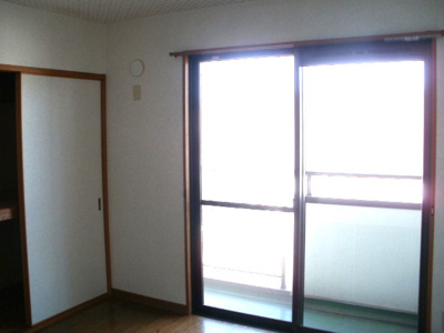 【居間・リビング】 | サン・オーレ新涯 | 洋室7帖　※左右反転・イメージ