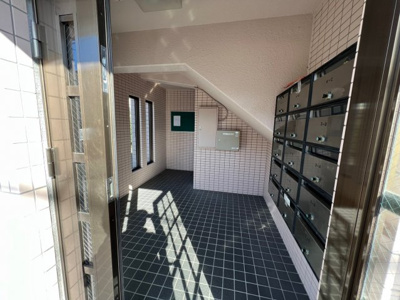 【エントランス】 | カワイマンション