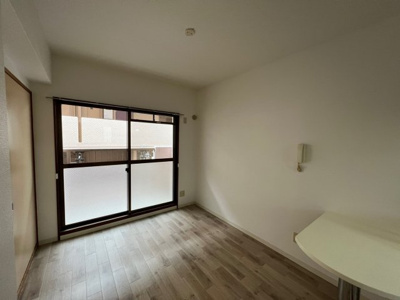 【居間・リビング】 | カワイマンション