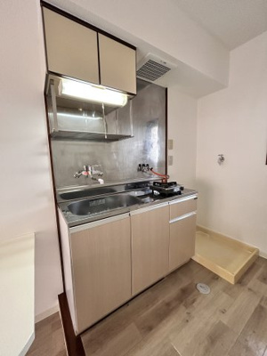 【キッチン】 | カワイマンション | 流し台新品　ガスコンロ付き