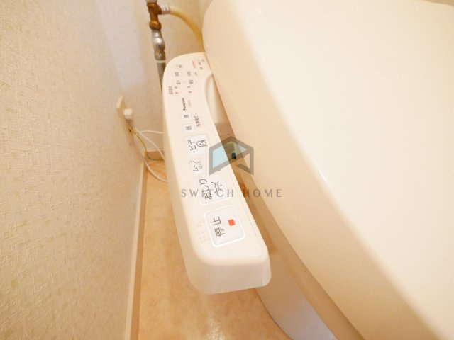 【トイレ】 | ビオス中小阪 | 落ち着いた色調のトイレです