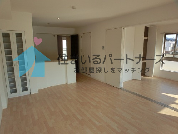 ヴィラ カメリアの居間・リビング|おしゃれなリビングです