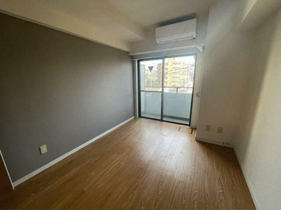 【居間・リビング】 | ＩＲＩＳ．ｂｌｄ