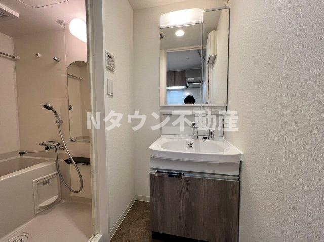 【洗面所】 | プレサンス鶴舞駅前レジス | 広い洗面スペース