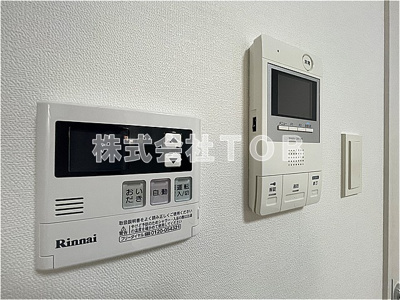 【セキュリティ】 | ルフレ　世田谷ノール | 給湯リモコン　モニターホン※同間取り別号室写真です