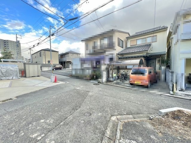 瑞穂区北原町二丁目戸建の前面道路含む現地写真|駐車しやすい接道状況です