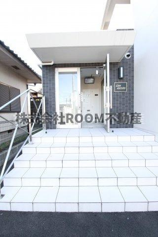 Lien　eterunite（ﾘｱﾝｴﾃﾙﾆﾃ）のエントランス|清潔なエントランスです