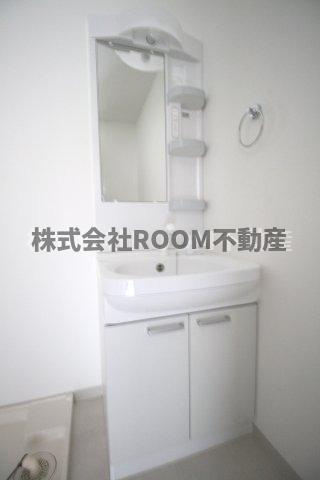 Lien　eterunite（ﾘｱﾝｴﾃﾙﾆﾃ）の独立洗面台|独立洗面台あり、毎朝おしゃれに忙しい女性の方におすすめです