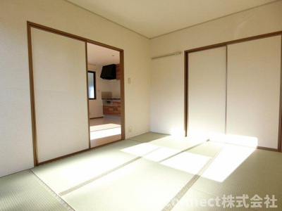 【内装】 | アルブルコリーヌⅡ | ＬＤＫと和室は繋げて使うこともできます。