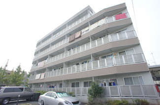 ★敷地内駐車場★（空き状況・使用料等詳細はご確認下さい）