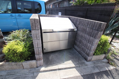 【その他共用部分】 | アンソレイユ | 敷地内ゴミ置き場