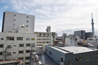【展望】 | 即日のご見学も可能です！お気軽にお問い合わせください！
バルコニーからの眺望　スカイツリービュー