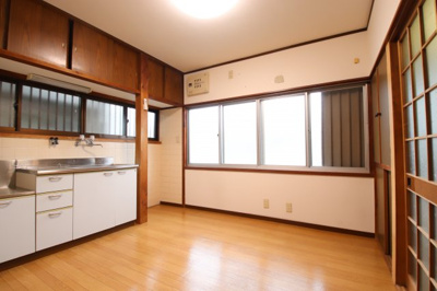 【居間・リビング】 | 河内長野市本町18-22