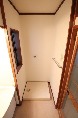 【設備】 | 河内長野市本町18-22 | 室内洗濯機置場